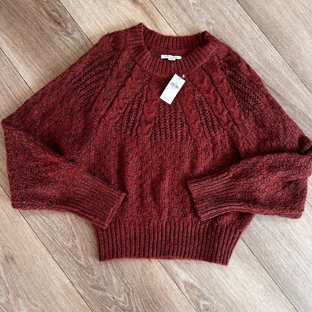 American Eagle Womens Burgundy Cable Knit Crewneck Sweater Medium NWT 0348-9237